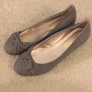 Gray Kitten Heels (Made in Korea)